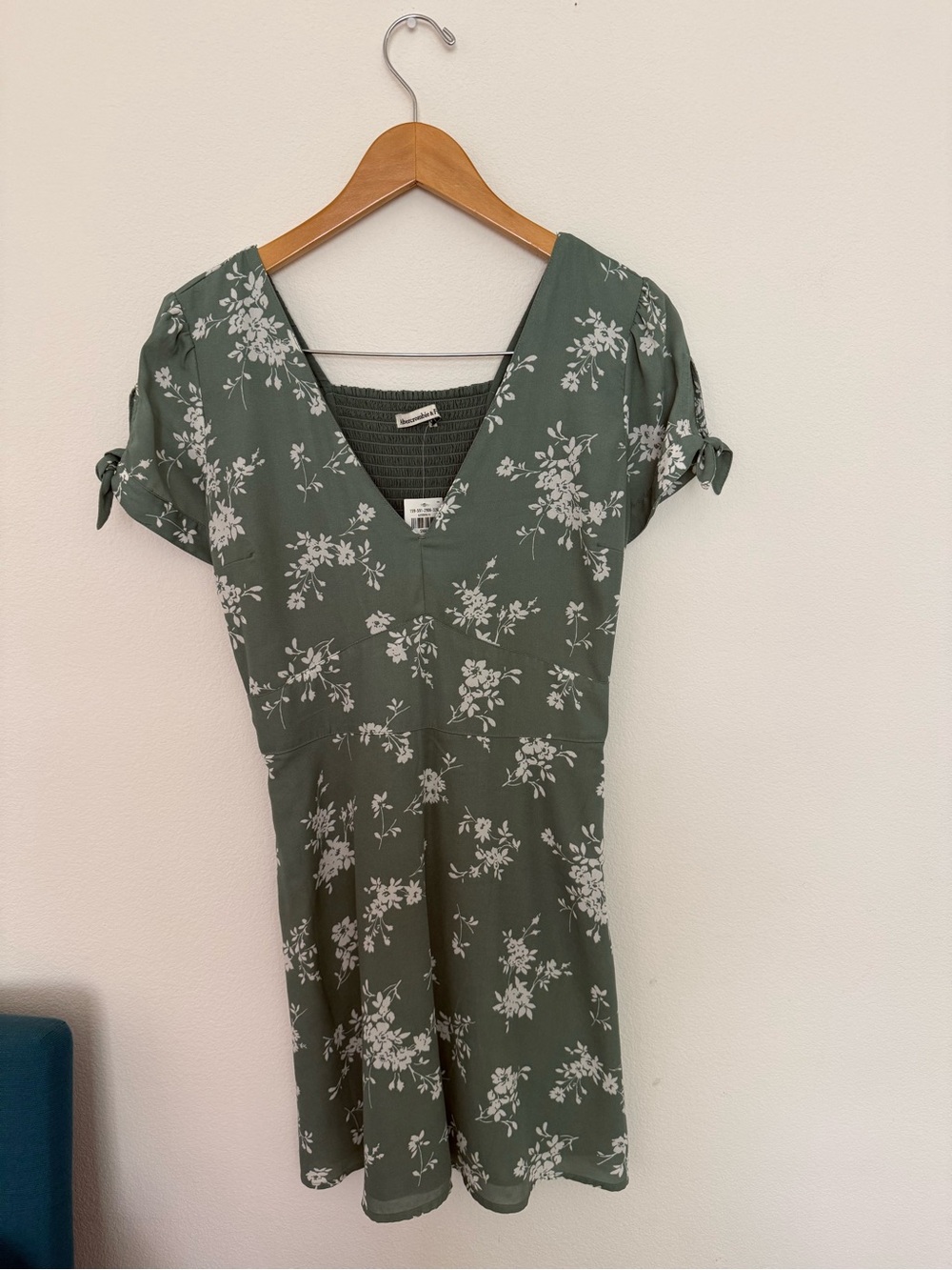 Abercrombie & Fitch Floral Dress Size S-NWT
